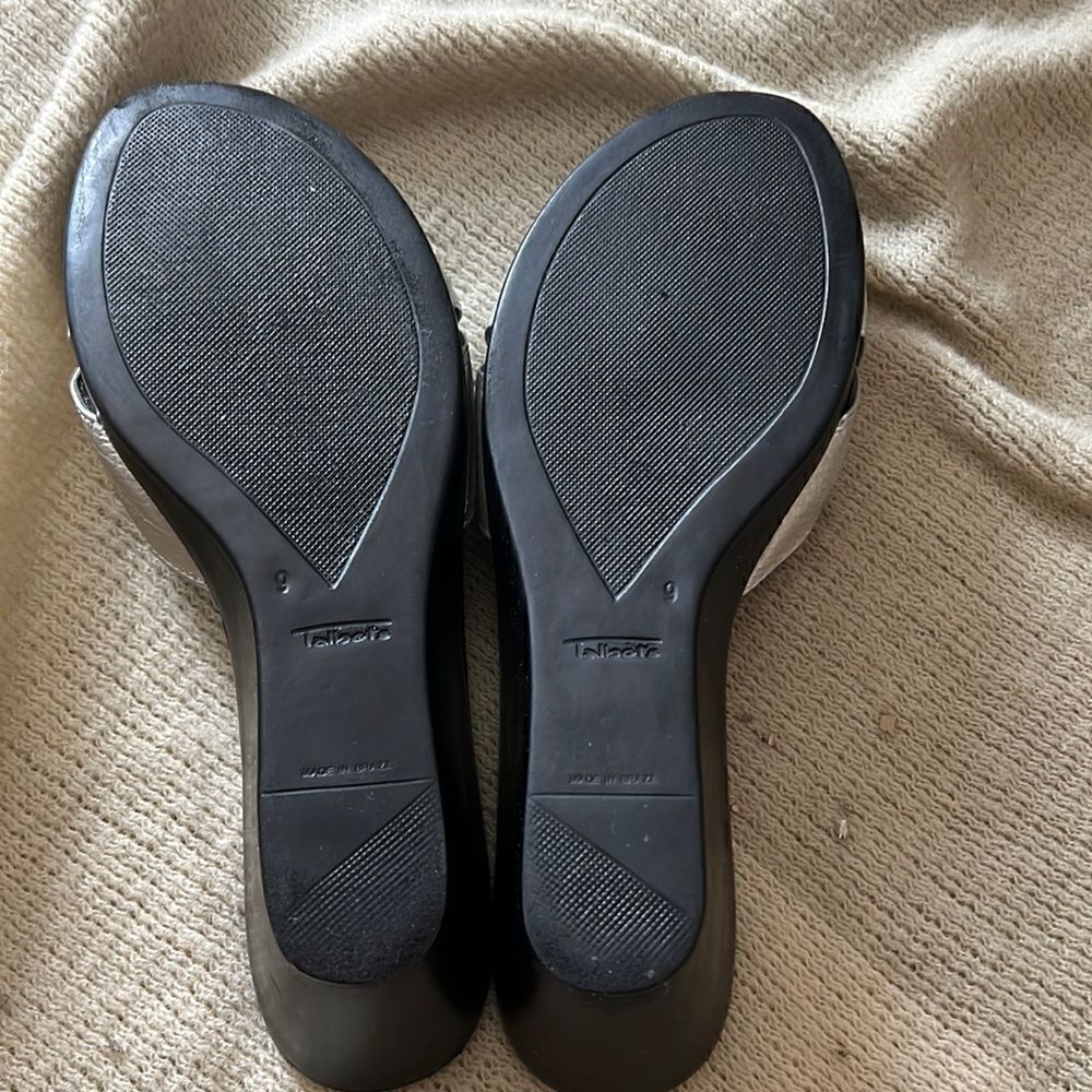 - Talbots Daphne7 Mules - Picture 4 of 5
